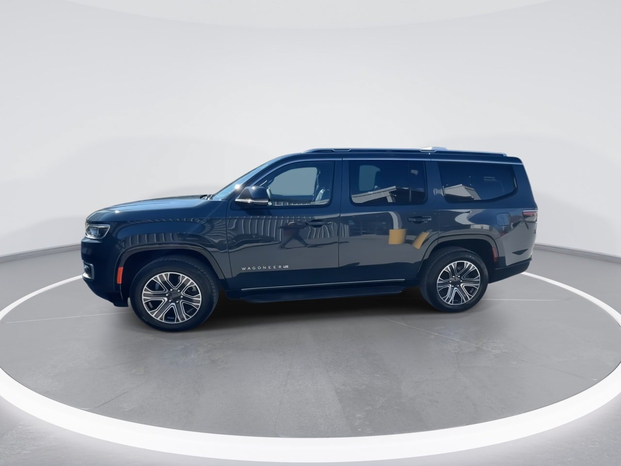 Used 2024 Jeep Wagoneer Series II w/ Flexible Seating Group AWD/4WD image 10