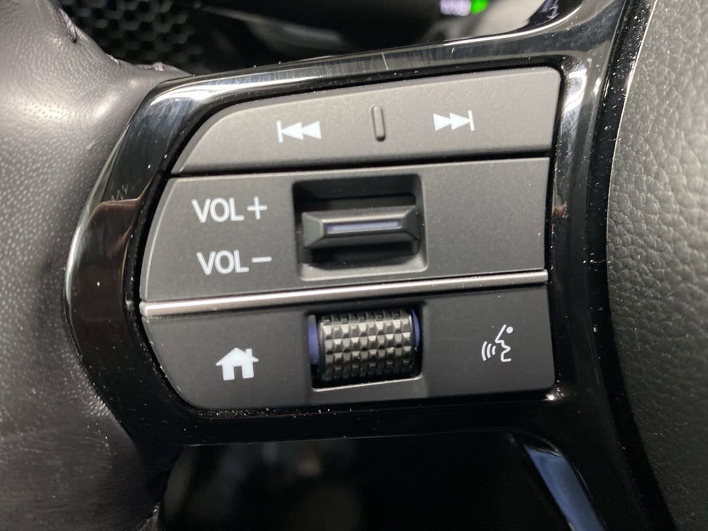 Used 2025 Honda CR-V EX-L image 32