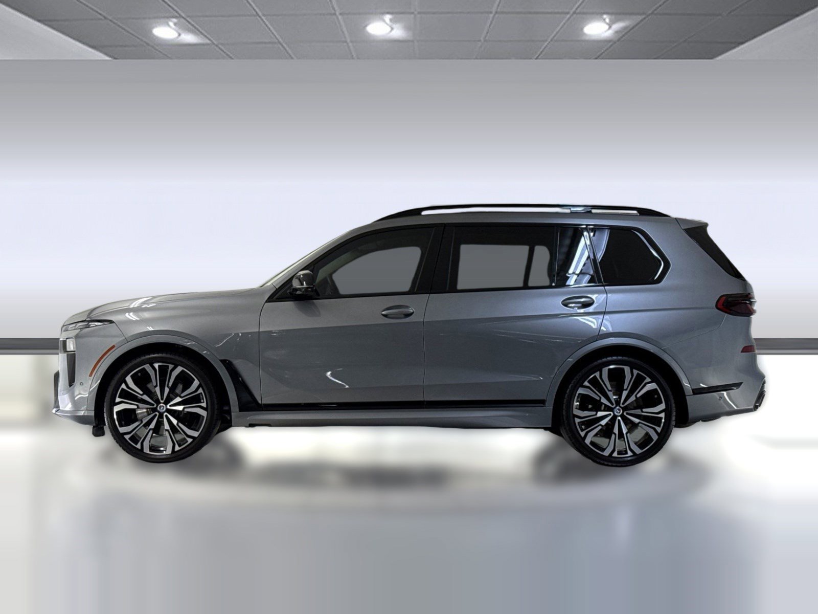 Certified 2023 BMW X7 M60i w/ Executive Package AWD/4WD image 2