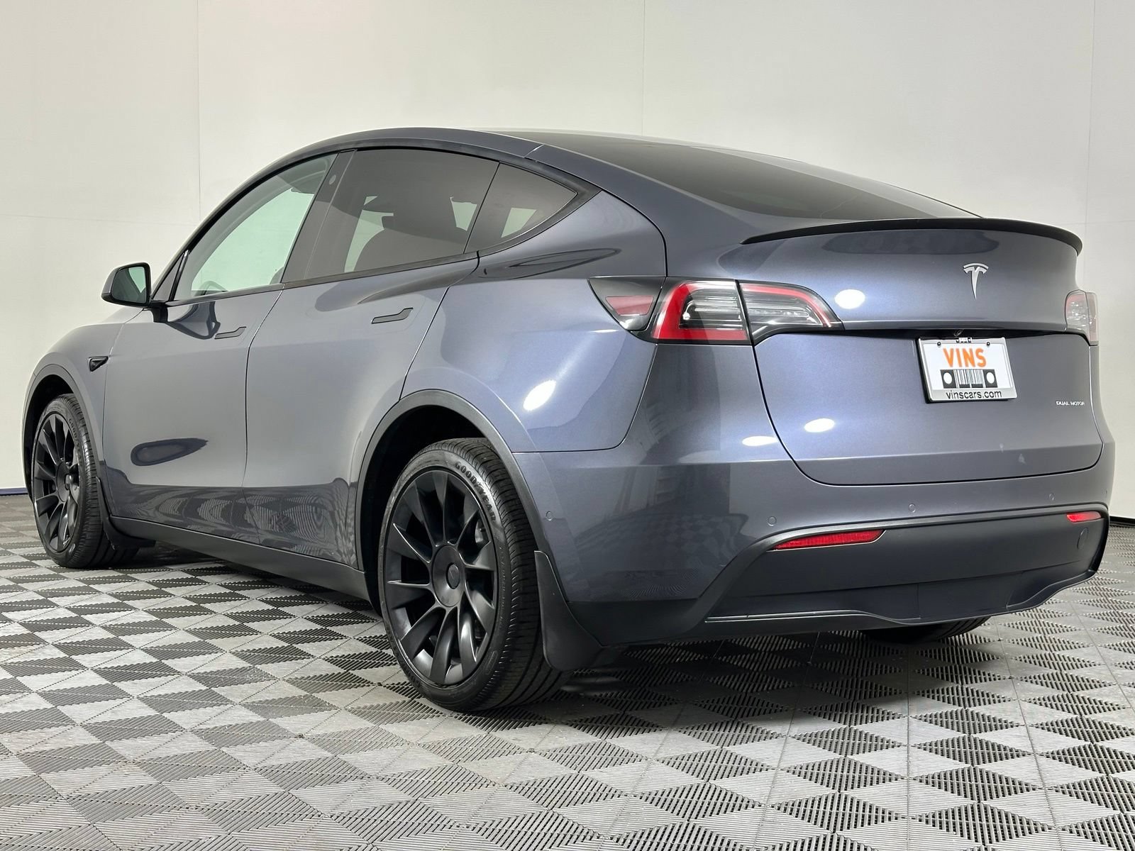 Used 2022 Tesla Model Y Long Range AWD/4WD image 38