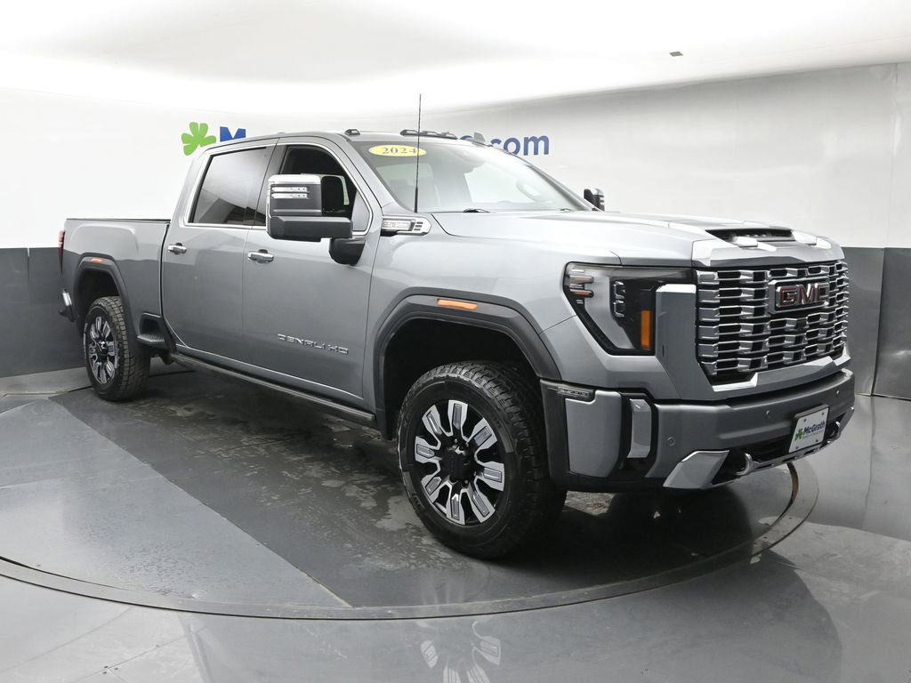 Used 2024 GMC Sierra 2500 Denali w/ Denali Reserve Package image 2