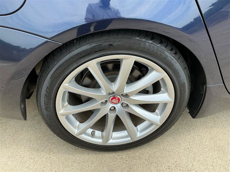 Used 2014 Jaguar XJ AWD image 22