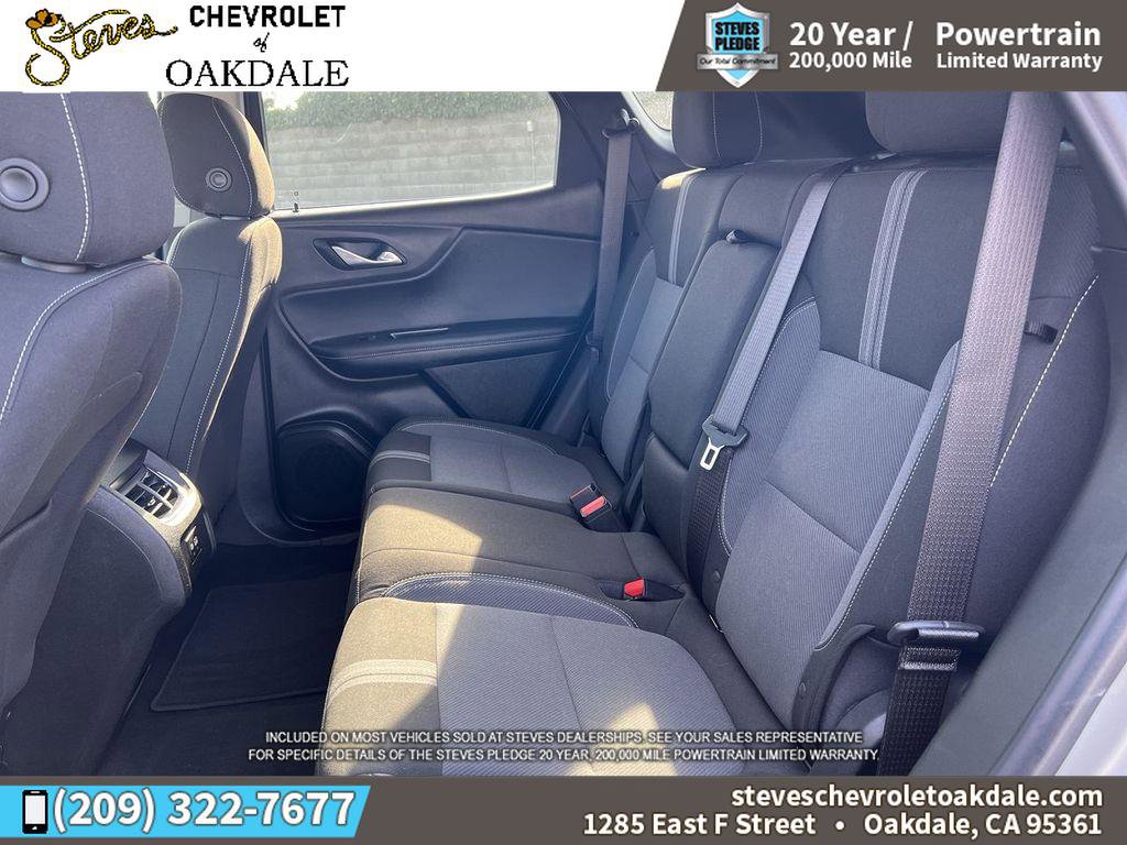 Used 2025 Chevrolet Blazer LT w/ Driver Confidence Package image 27