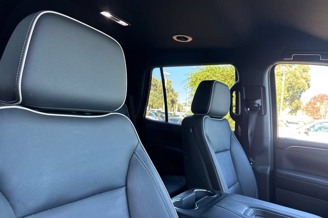Used 2024 GMC Yukon SLT AWD/4WD image 21