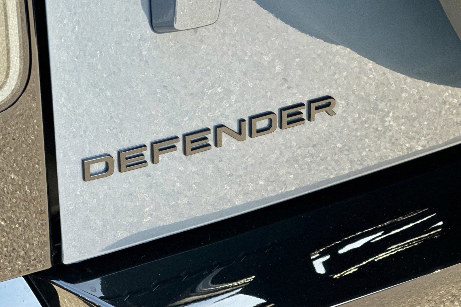 New 2026 Land Rover Defender 110 X-Dynamic SE AWD/4WD image 26