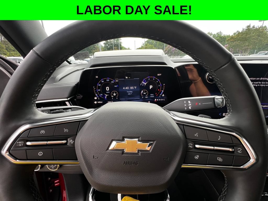 Used 2025 Chevrolet Tahoe Premier AWD/4WD image 7