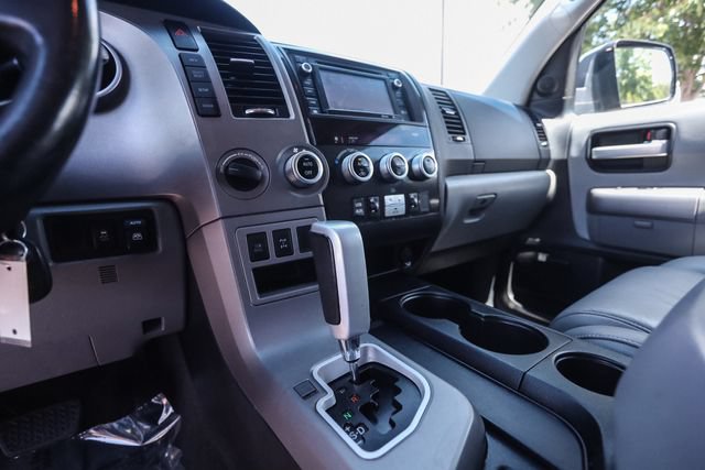 Used 2015 Toyota Sequoia Limited AWD/4WD image 23
