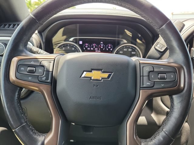 Used 2020 Chevrolet Silverado 1500 High Country w/ Technology Package RWD image 22