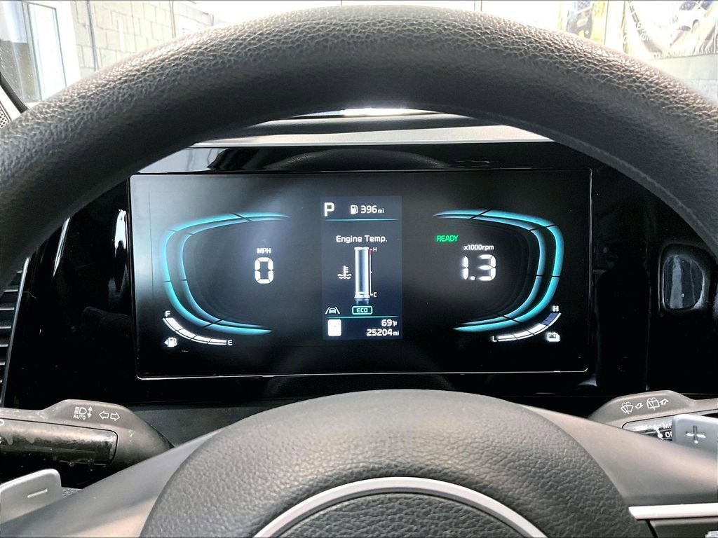 Used 2023 Kia Sportage LX image 12