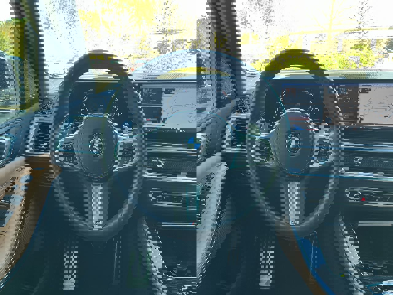 Used 2024 BMW X5 xDrive40i w/ M Sport Package image 21