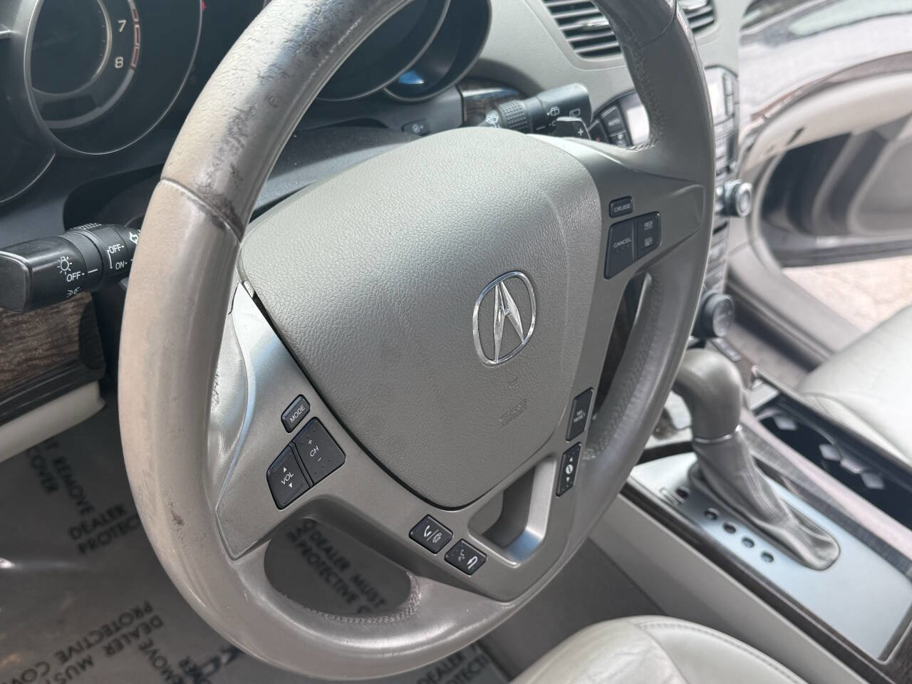 Used 2011 Acura MDX w/ Technology & Entertainment AWD/4WD image 9