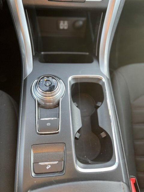 Used 2019 Ford Fusion SE image 13