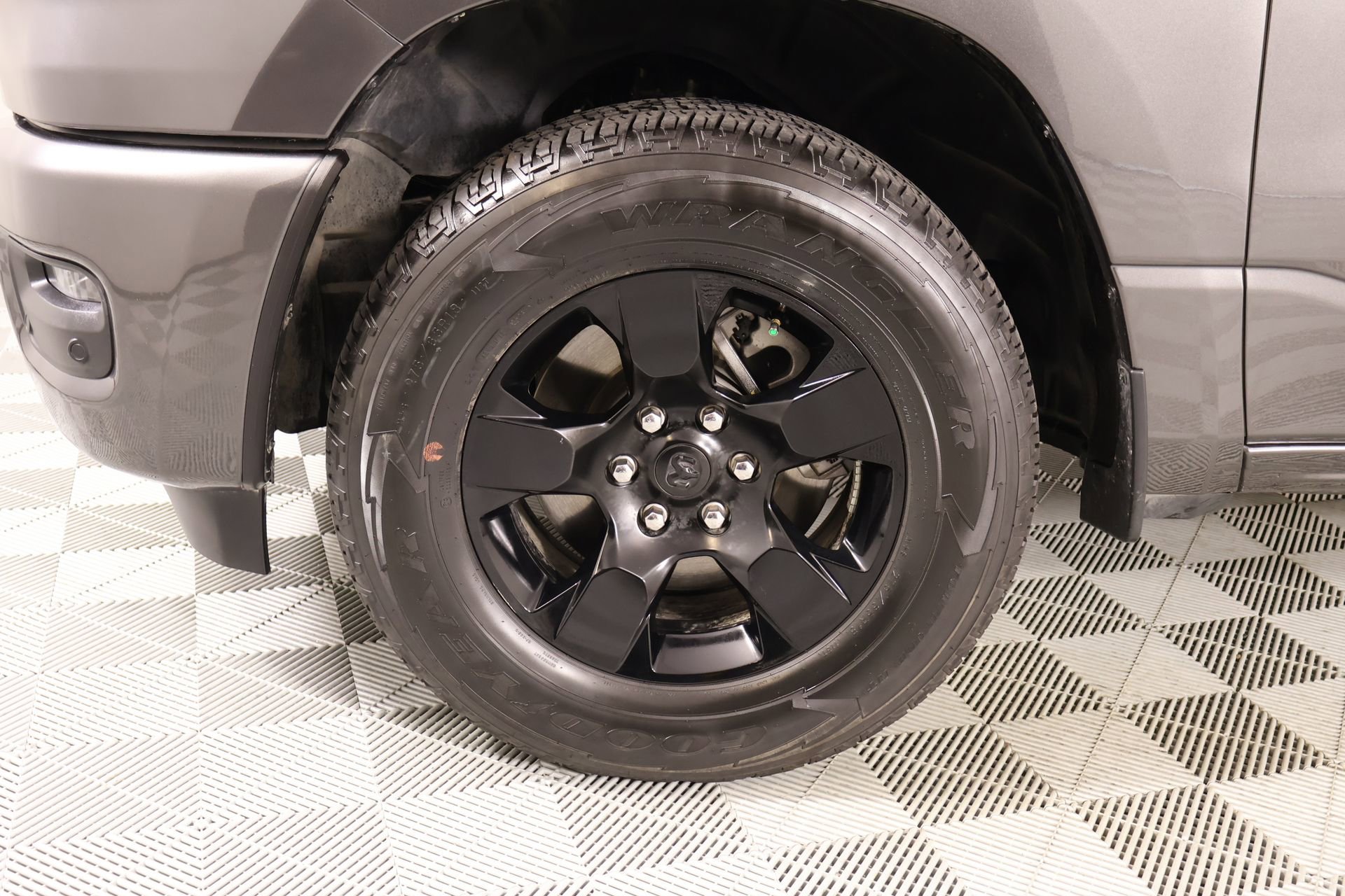 Used 2025 RAM 1500 Tradesman w/ Night Edition RWD image 16