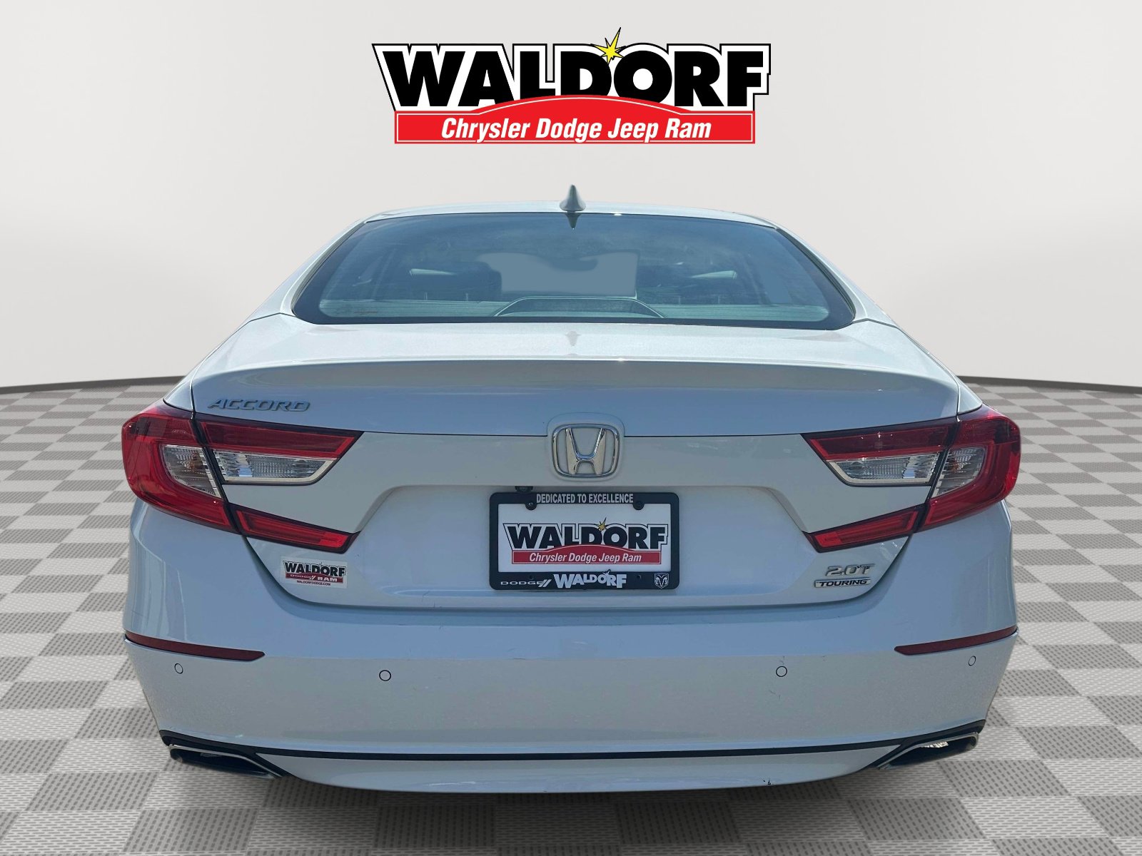 Used 2018 Honda Accord Touring image 5