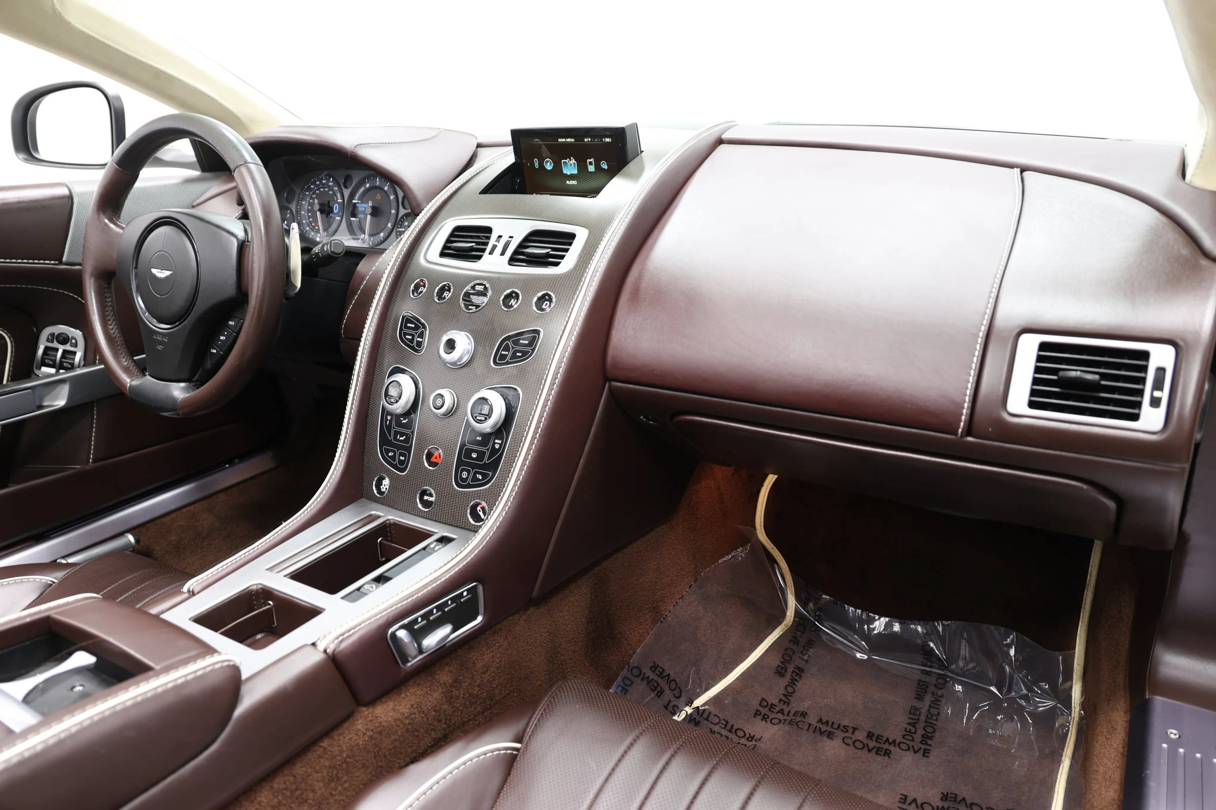 Used 2016 Aston Martin DB9 GT RWD image 79