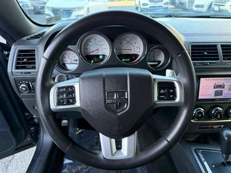 Used 2013 Dodge Challenger R/T w/ Blacktop Pkg image 18