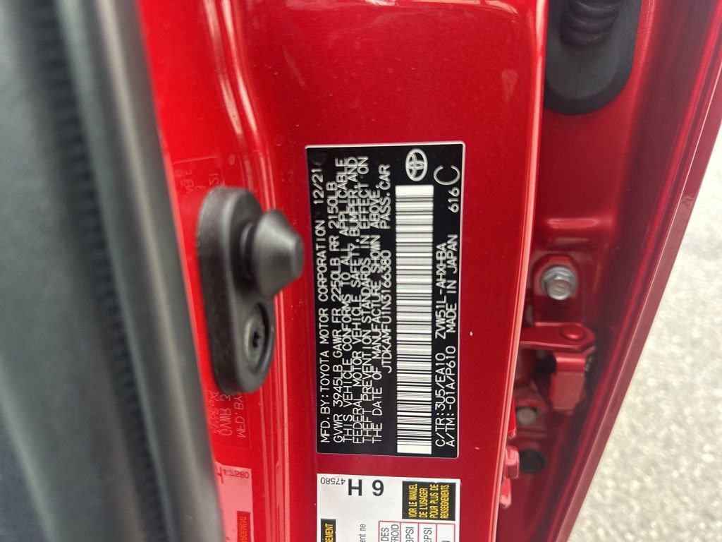 Used 2022 Toyota Prius XLE image 34