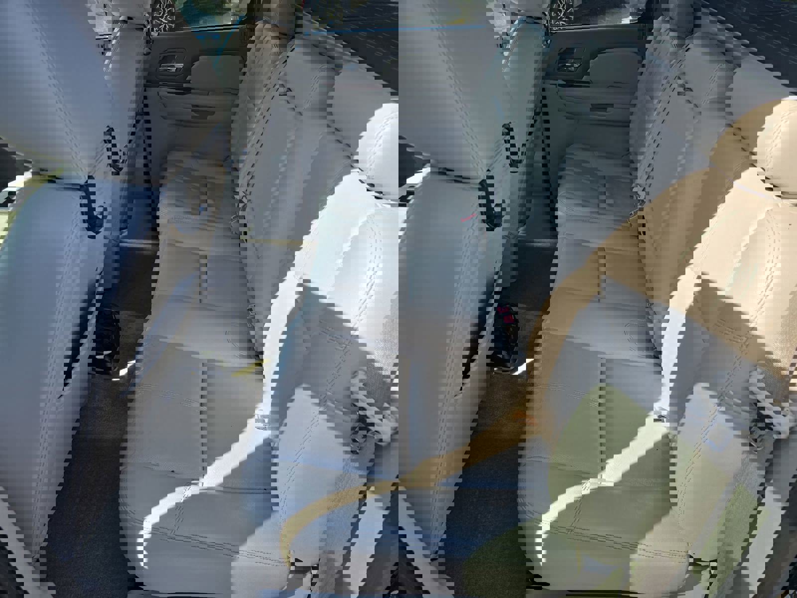 Used 2013 Chevrolet Avalanche LT w/ All-Star Edition image 16