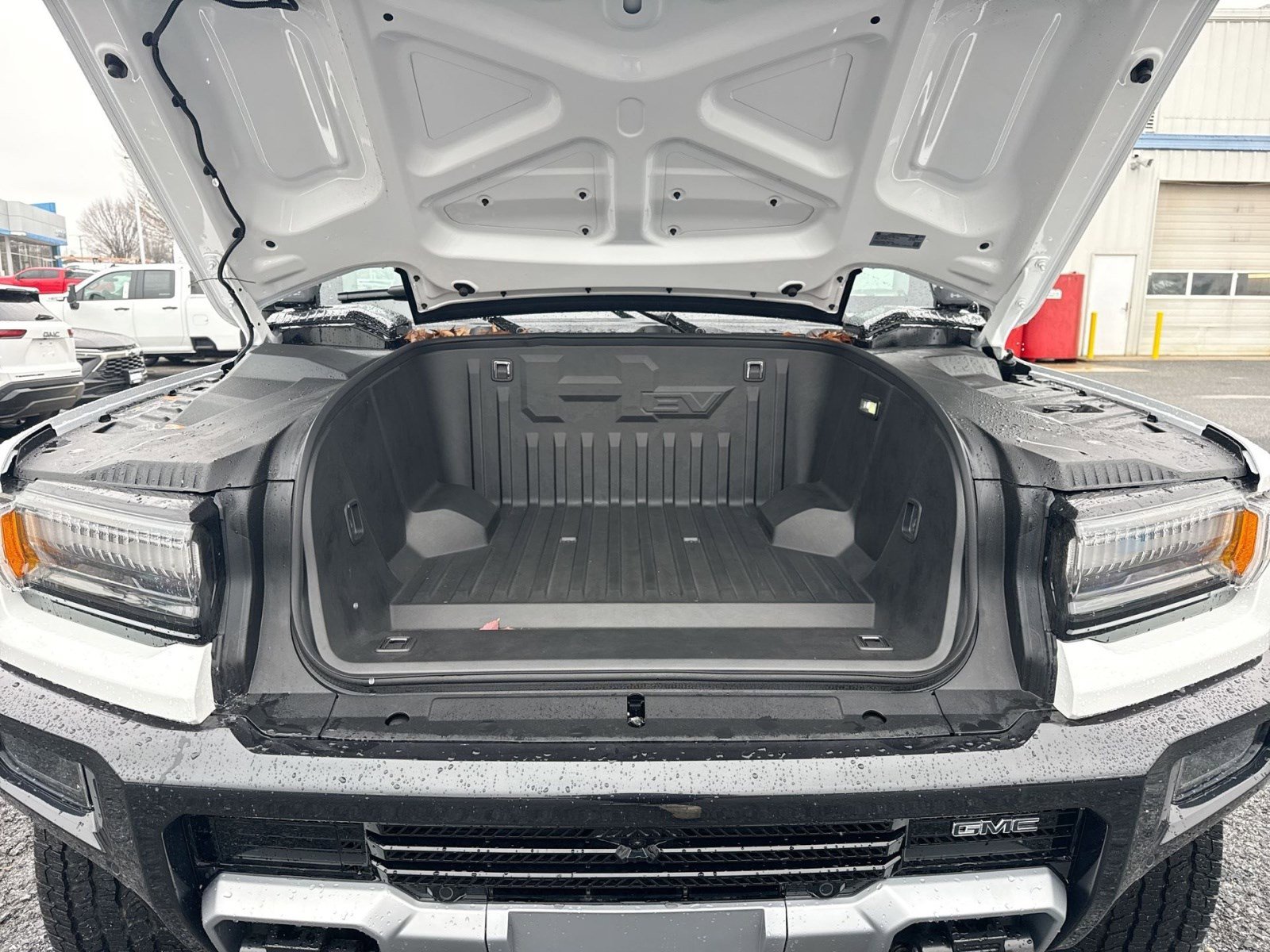 New 2026 GMC Hummer EV SUV w/ LPO, Illumination Package image 22