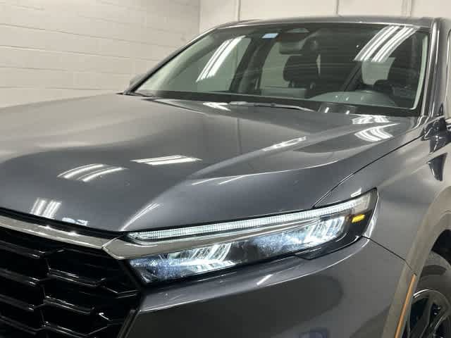 Certified 2025 Honda CR-V EX image 31