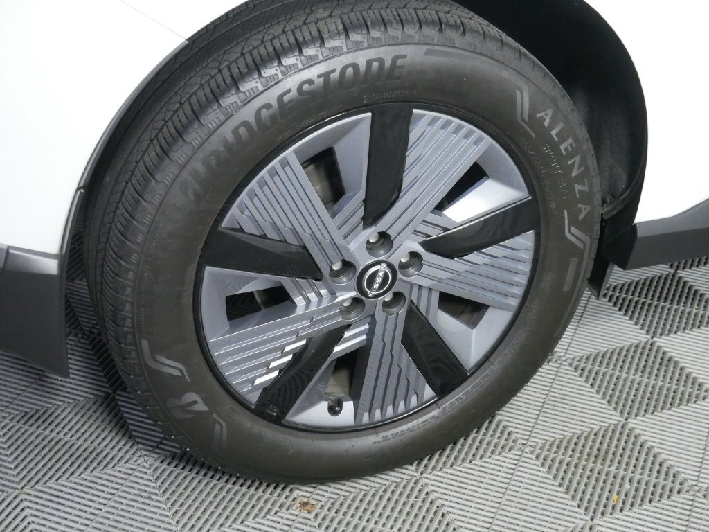Used 2025 Nissan Murano SL AWD/4WD image 11