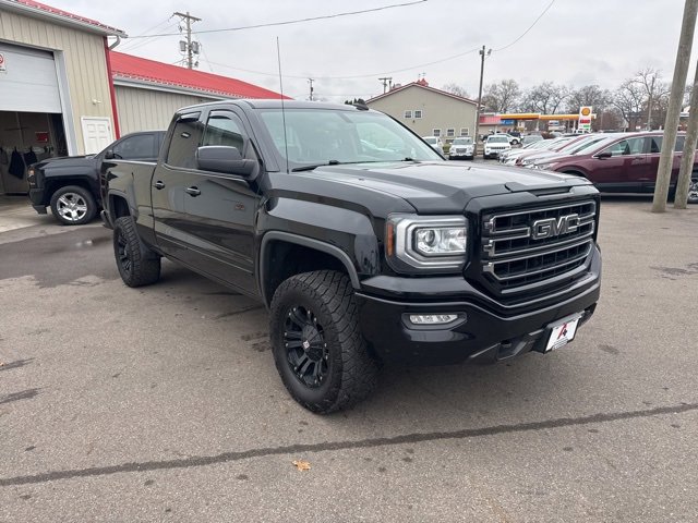 Used 2018 GMC Sierra 1500 Base image 2
