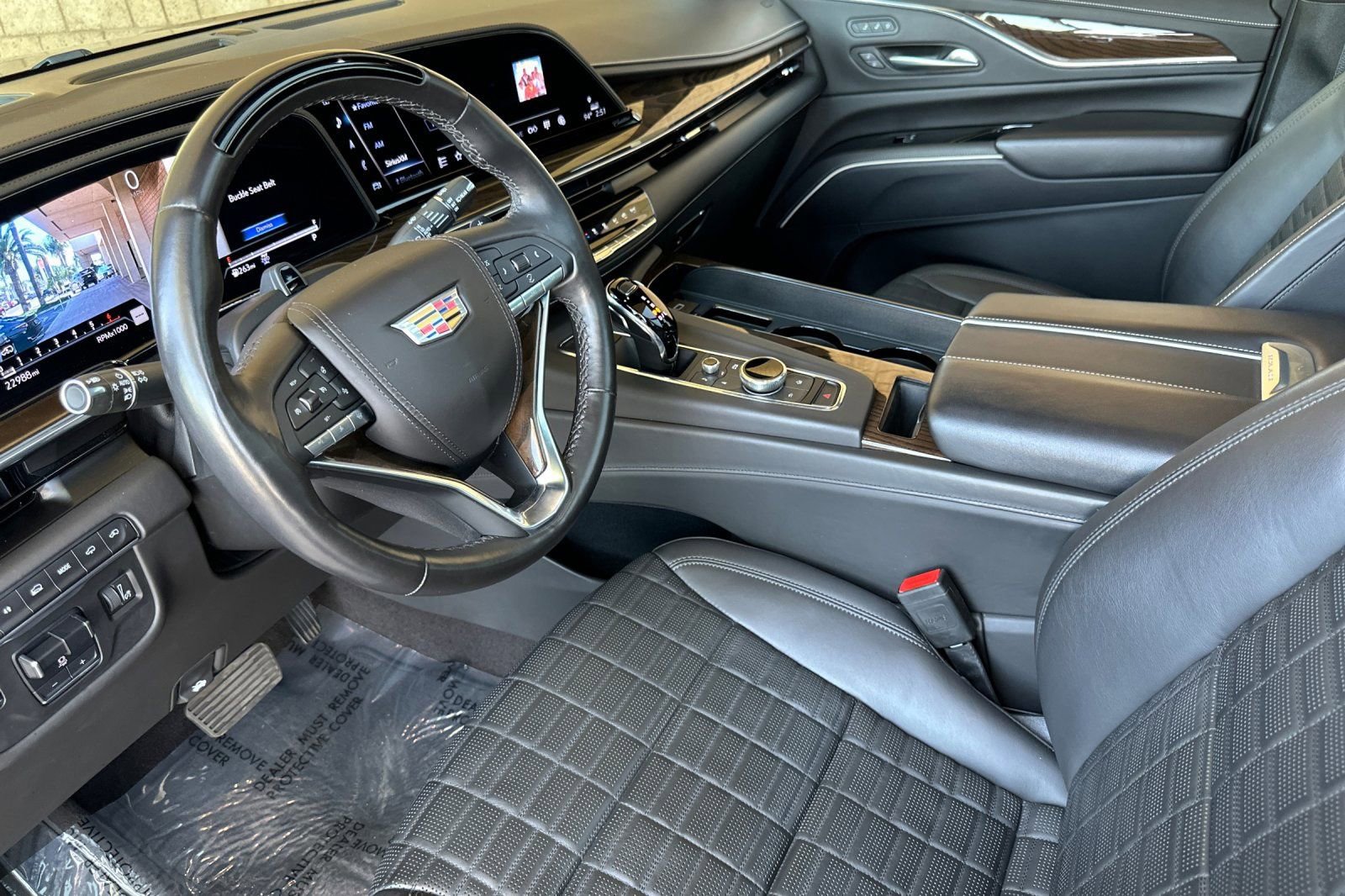 Used 2024 Cadillac Escalade Sport Platinum AWD/4WD image 10