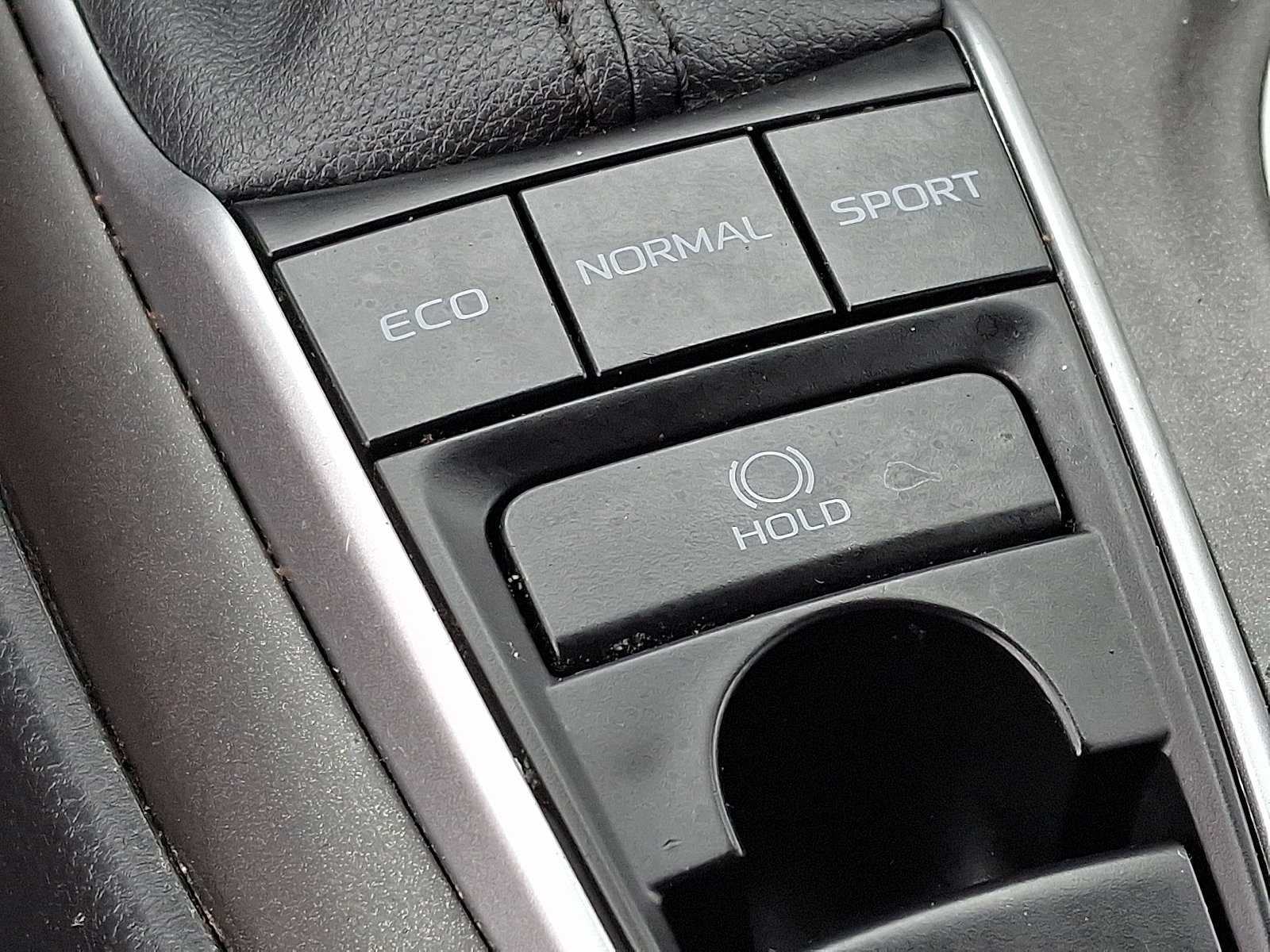 Certified 2022 Toyota Camry LE image 26