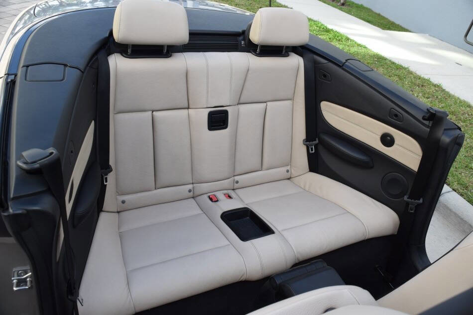 Used 2013 BMW 135is Convertible image 56