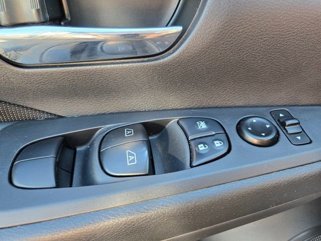Used 2021 Nissan Kicks SV FWD image 33