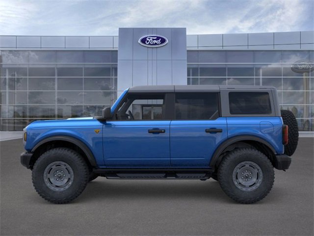 New 2025 Ford Bronco Badlands image 3