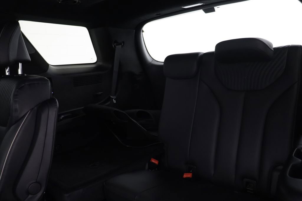Used 2025 Hyundai Palisade Calligraphy image 15