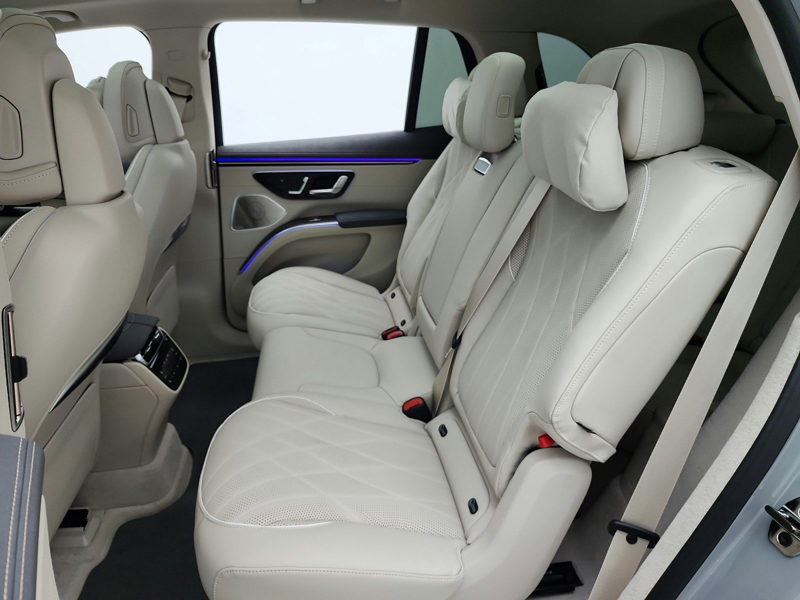 New 2026 Mercedes-Benz EQS 550 4MATIC SUV image 11