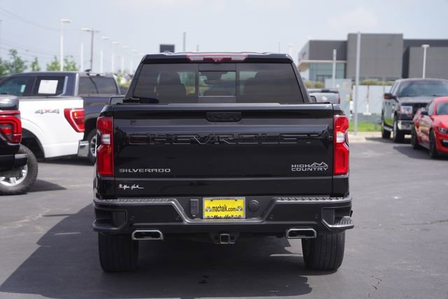Used 2022 Chevrolet Silverado 1500 High Country w/ High Country Premium Package AWD/4WD image 7