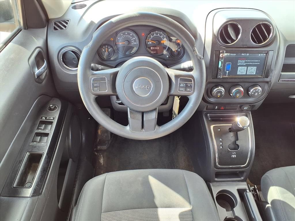 Used 2016 Jeep Patriot Sport w/ Power Value Group image 12