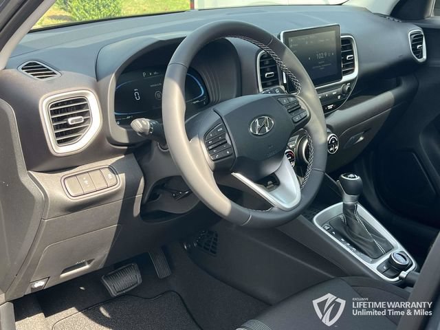 New 2026 Hyundai Venue SEL FWD image 7