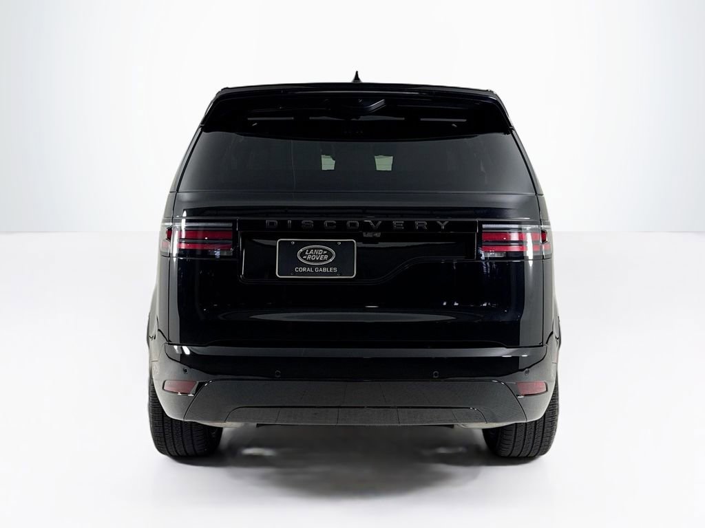 Used 2025 Land Rover Discovery Dynamic SE AWD/4WD image 4