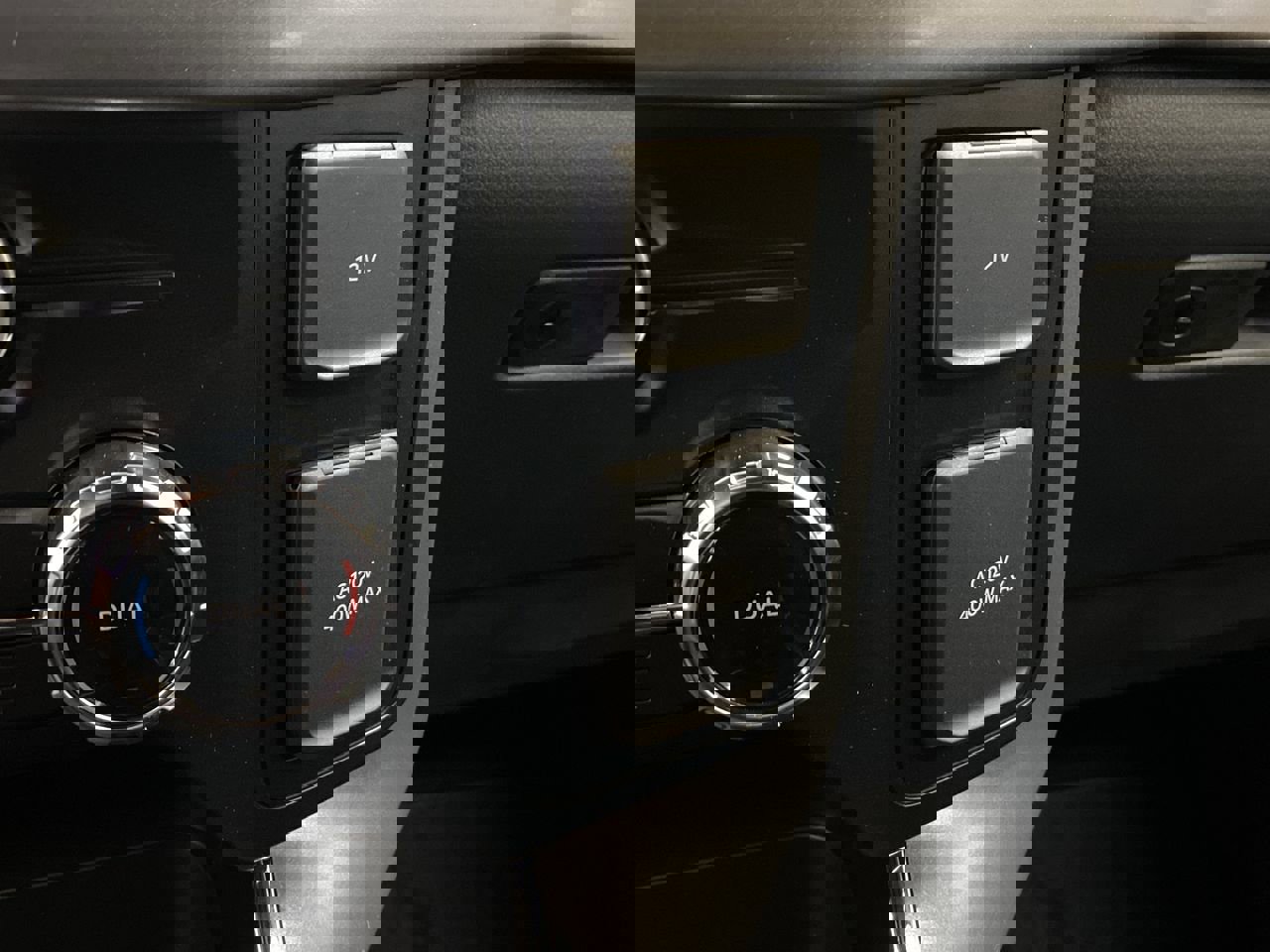 New 2025 Ford F150 XLT w/ Equipment Group 302A MID AWD/4WD image 22