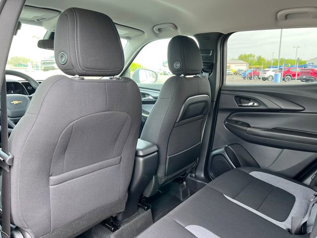 New 2026 Chevrolet TrailBlazer LS FWD image 25