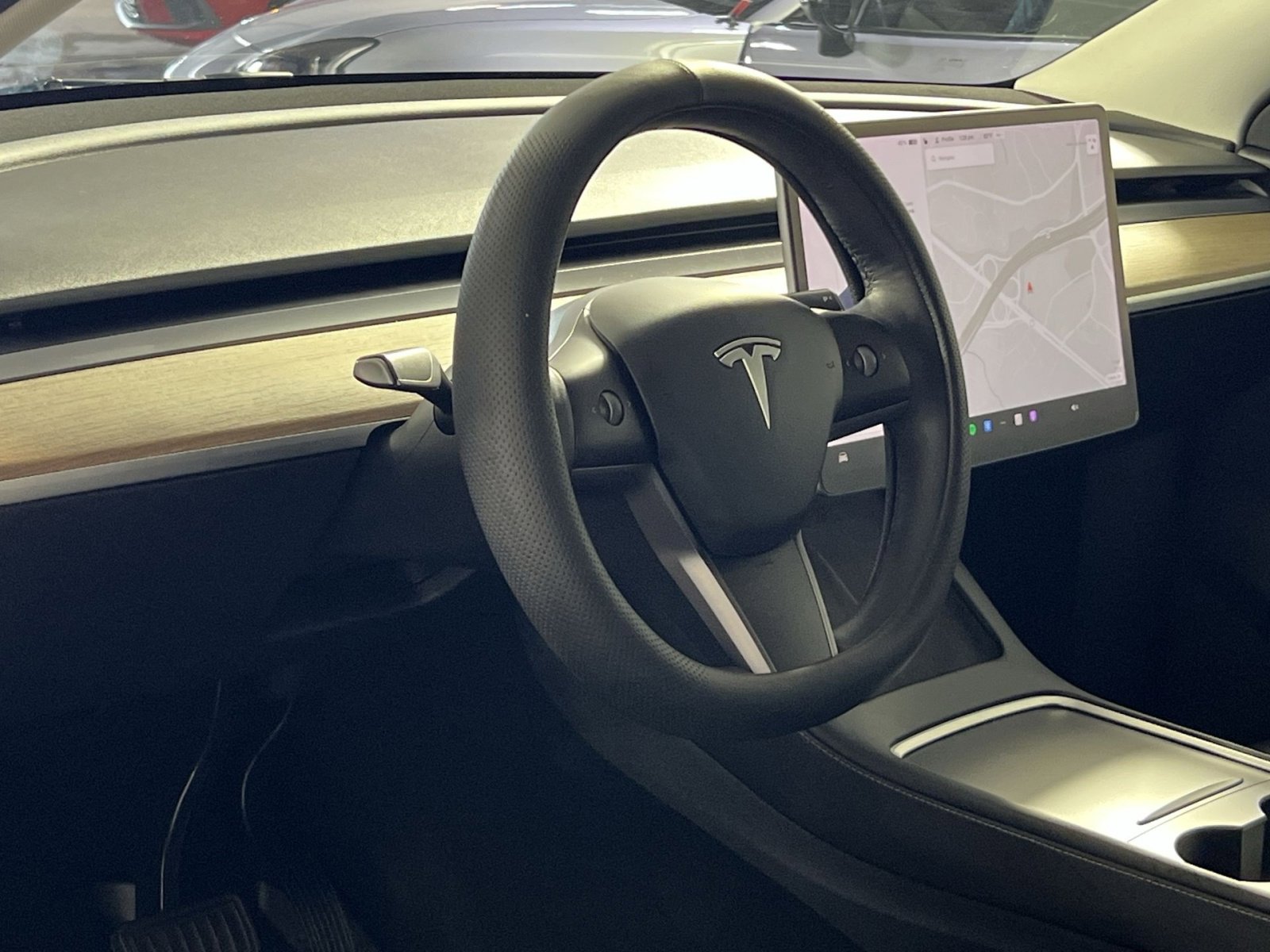 Used 2021 Tesla Model Y Long Range image 17