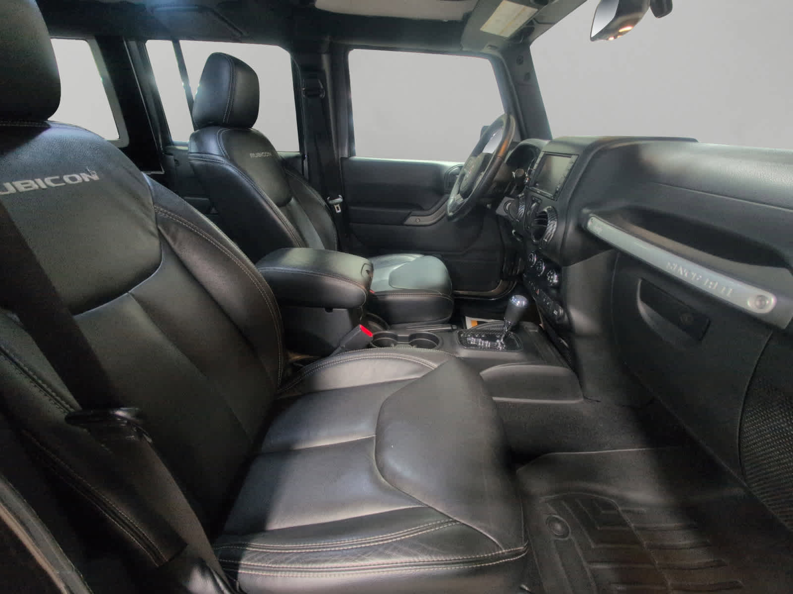 Used 2016 Jeep Wrangler Unlimited Rubicon image 15