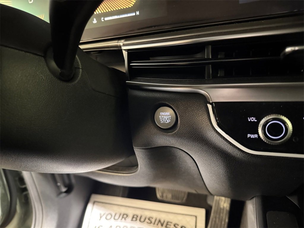 Certified 2025 Kia Sorento X-Line EX image 29