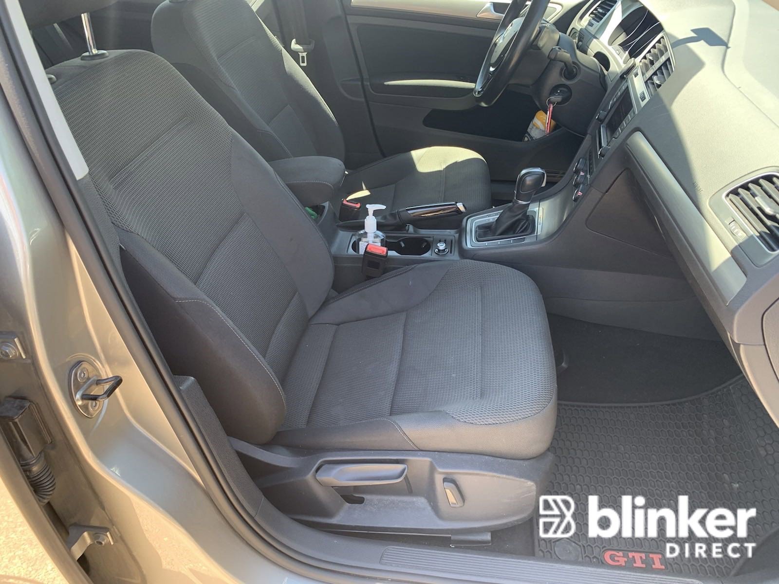 Used 2017 Volkswagen Golf S image 10