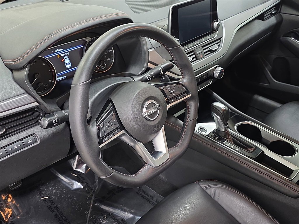 Used 2024 Nissan Altima 2.5 SR image 16