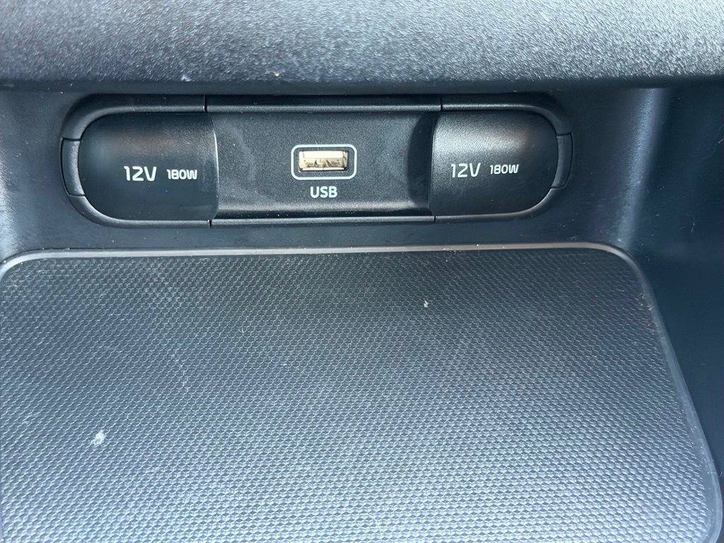 Used 2023 Kia Forte LXS FWD image 25