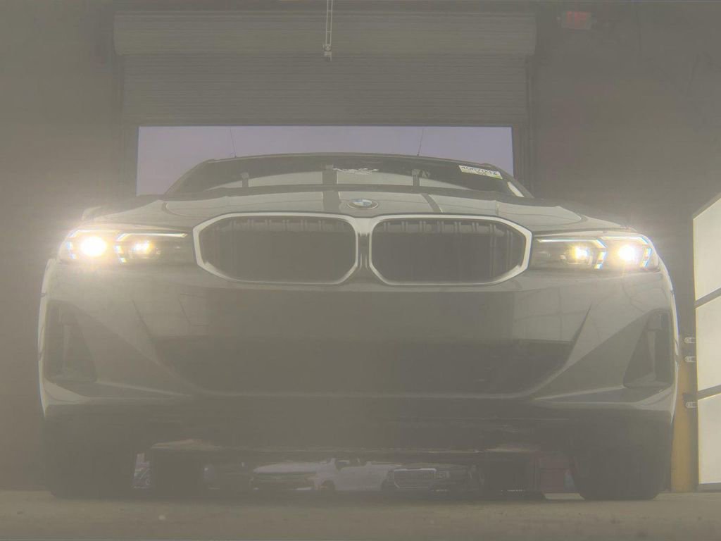 Used 2024 BMW 330i xDrive Sedan w/ Premium Package image 8