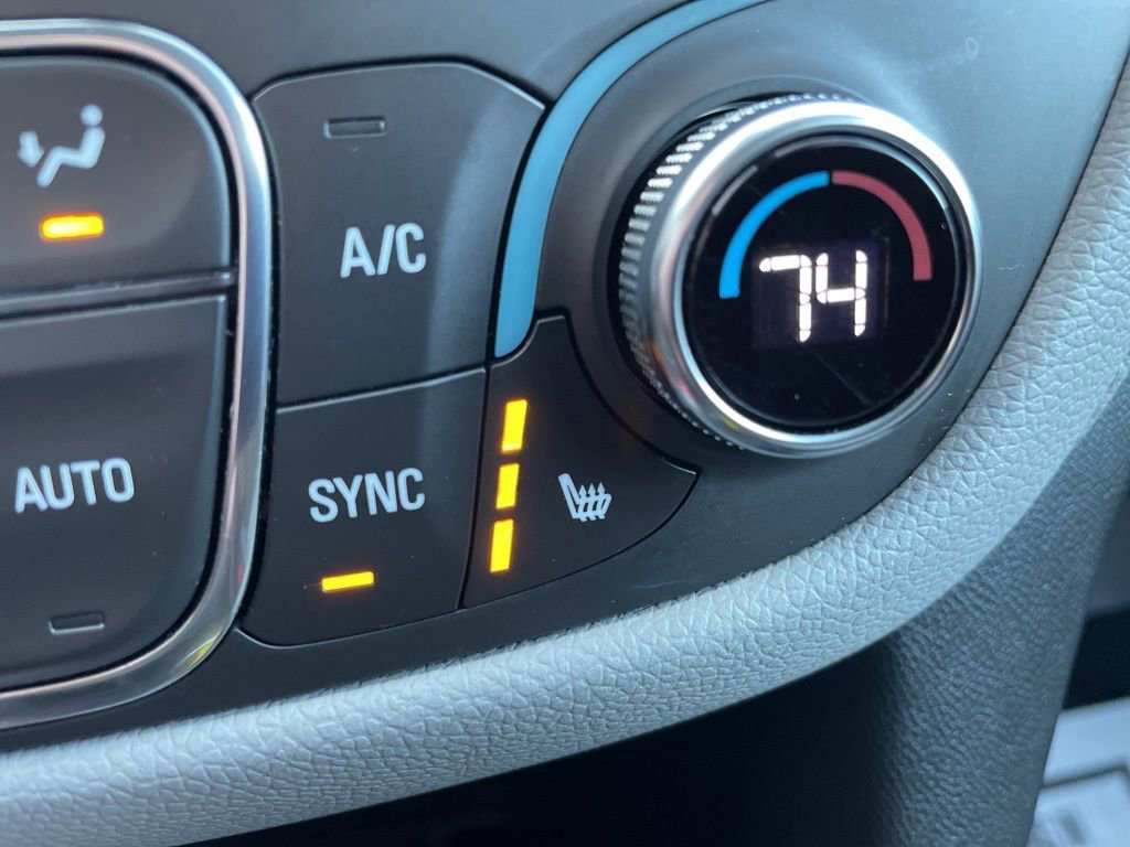 Used 2020 Chevrolet Equinox Premier w/ LPO, Floor Liner Package image 21