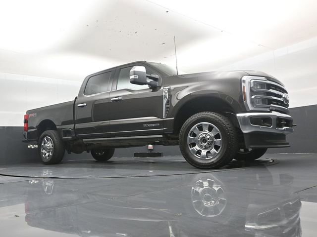 Used 2025 Ford F350 King Ranch w/ Chrome Package AWD/4WD image 38