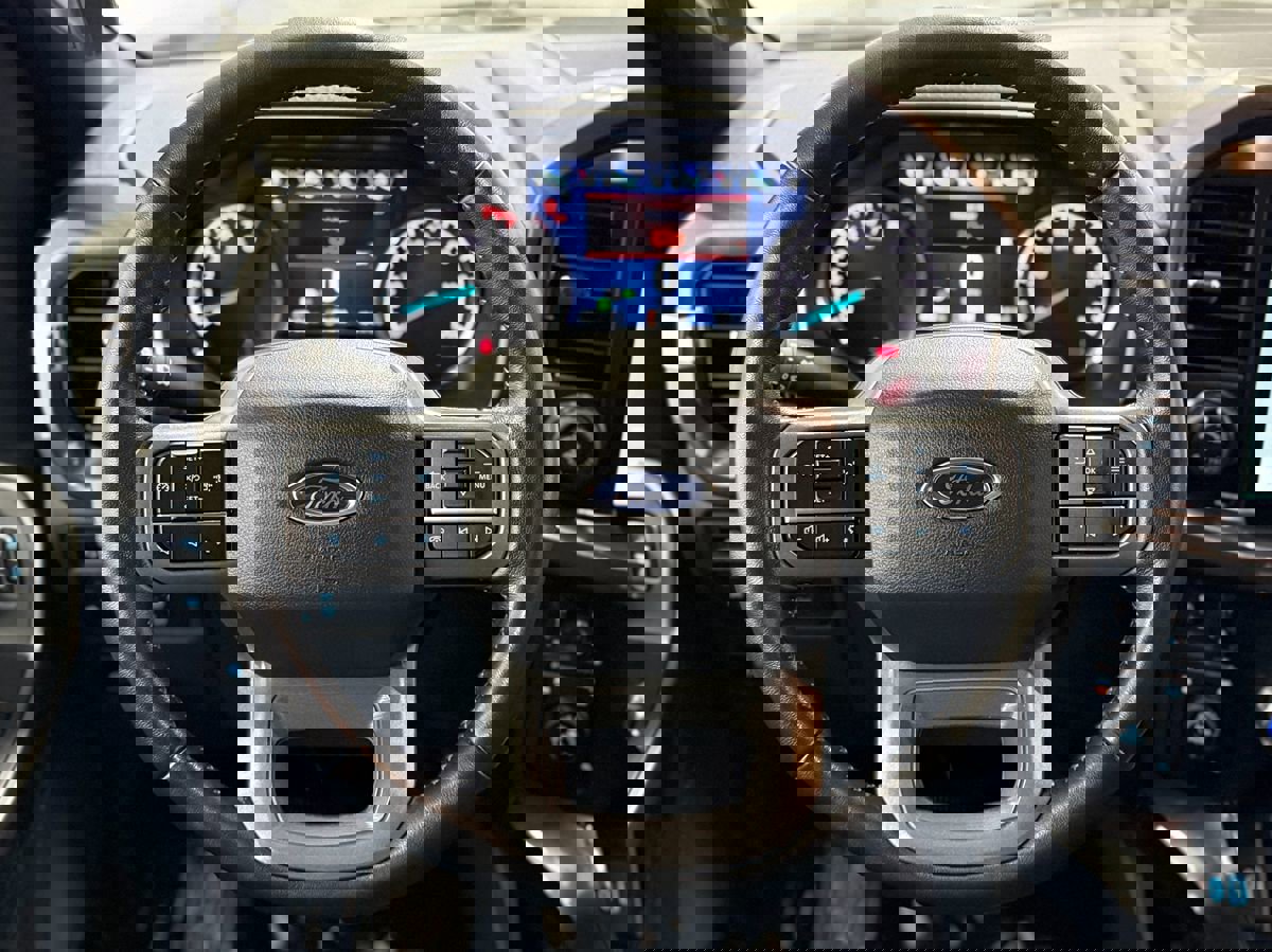 Used 2022 Ford F150 XLT w/ Equipment Group 302A High image 16