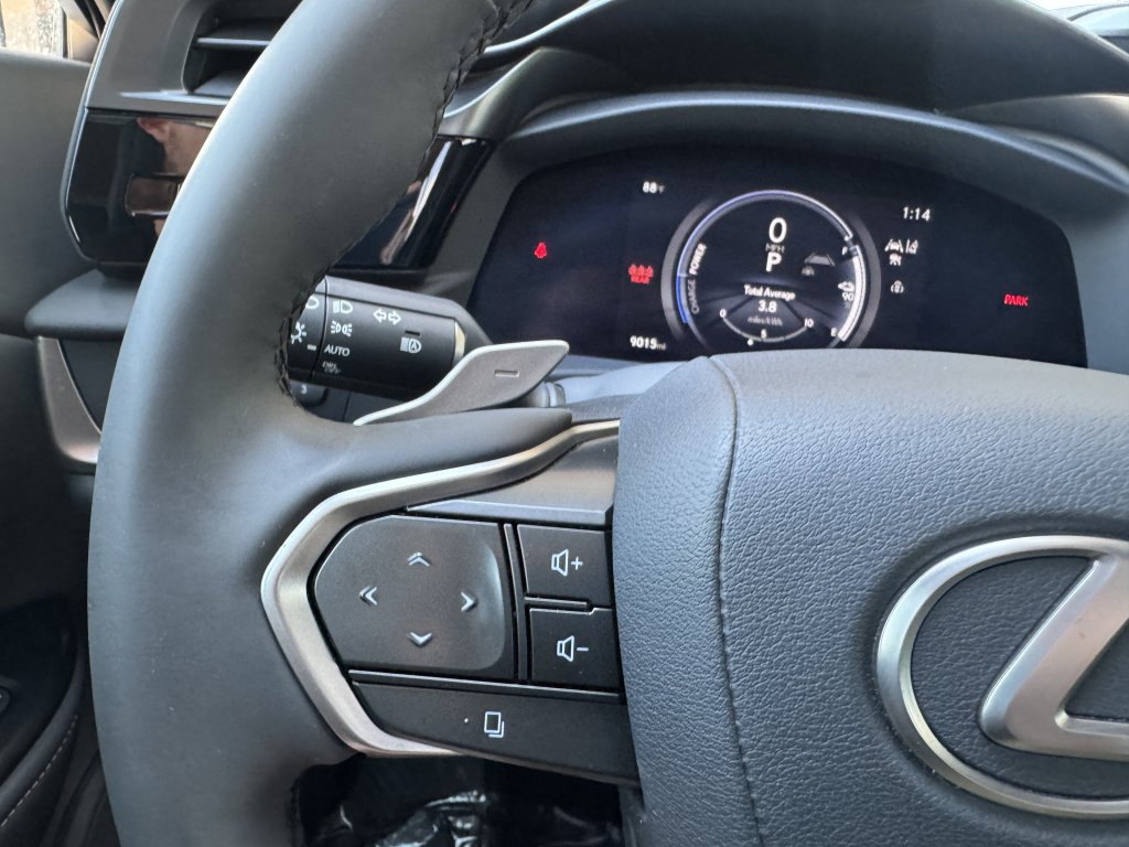 Used 2023 Lexus RZ 450e Premium image 28